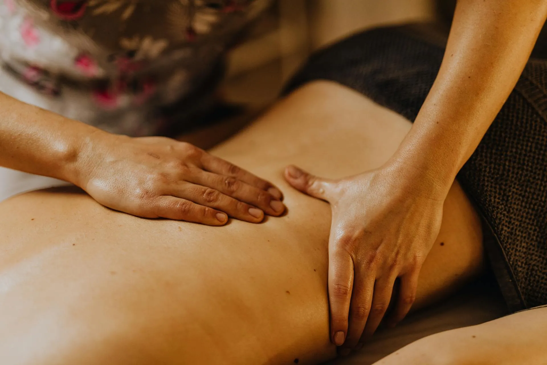 Terapias corporales y energéticas ISEIH